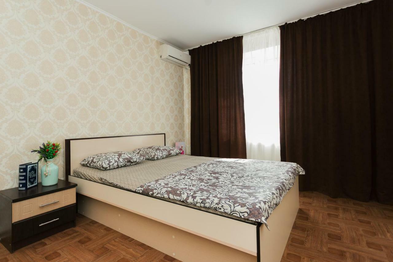 Apart-Hotel On Kondrateva Street New Building 7 Floor スームィ エクステリア 写真
